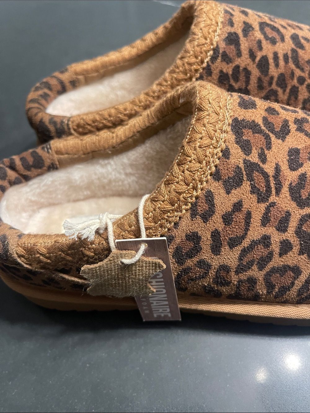 Size 8 - Cushionaire Leopard Print Women’s Slip-On Slippers in Brown - Picture 13 of 14